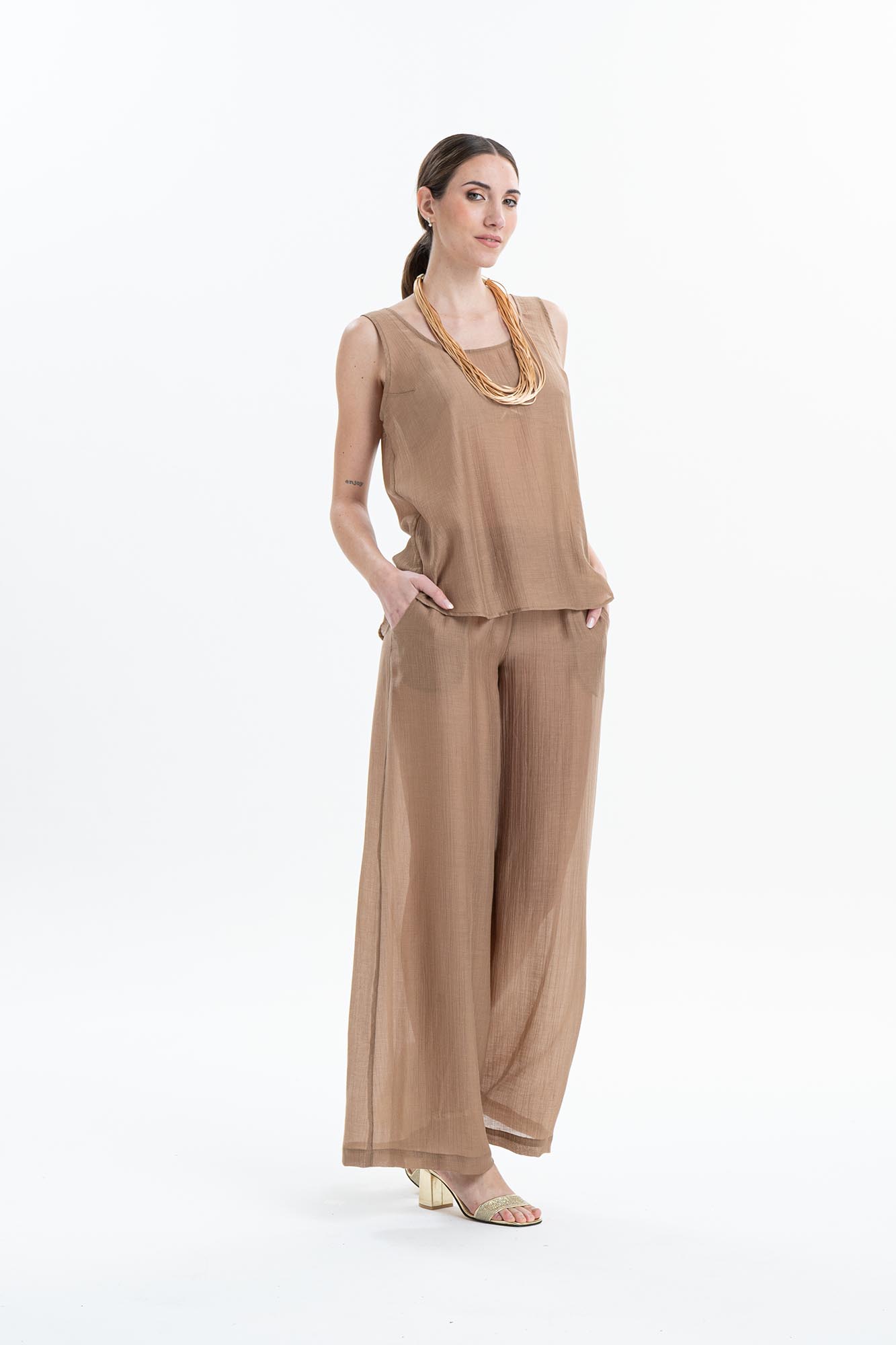 MUSCULOSA TUNEZ