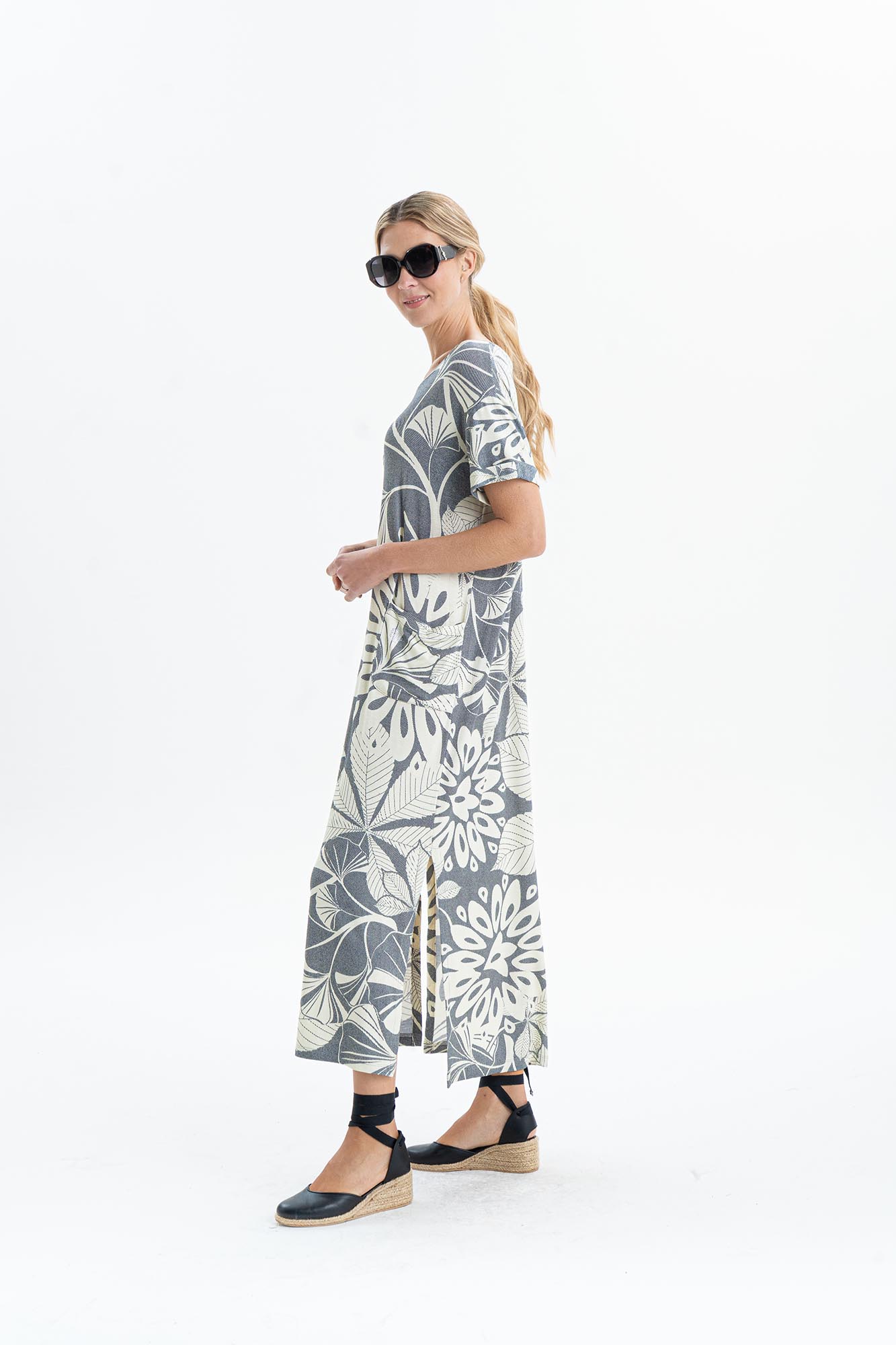 VESTIDO CELINA FLORES BLANCAS