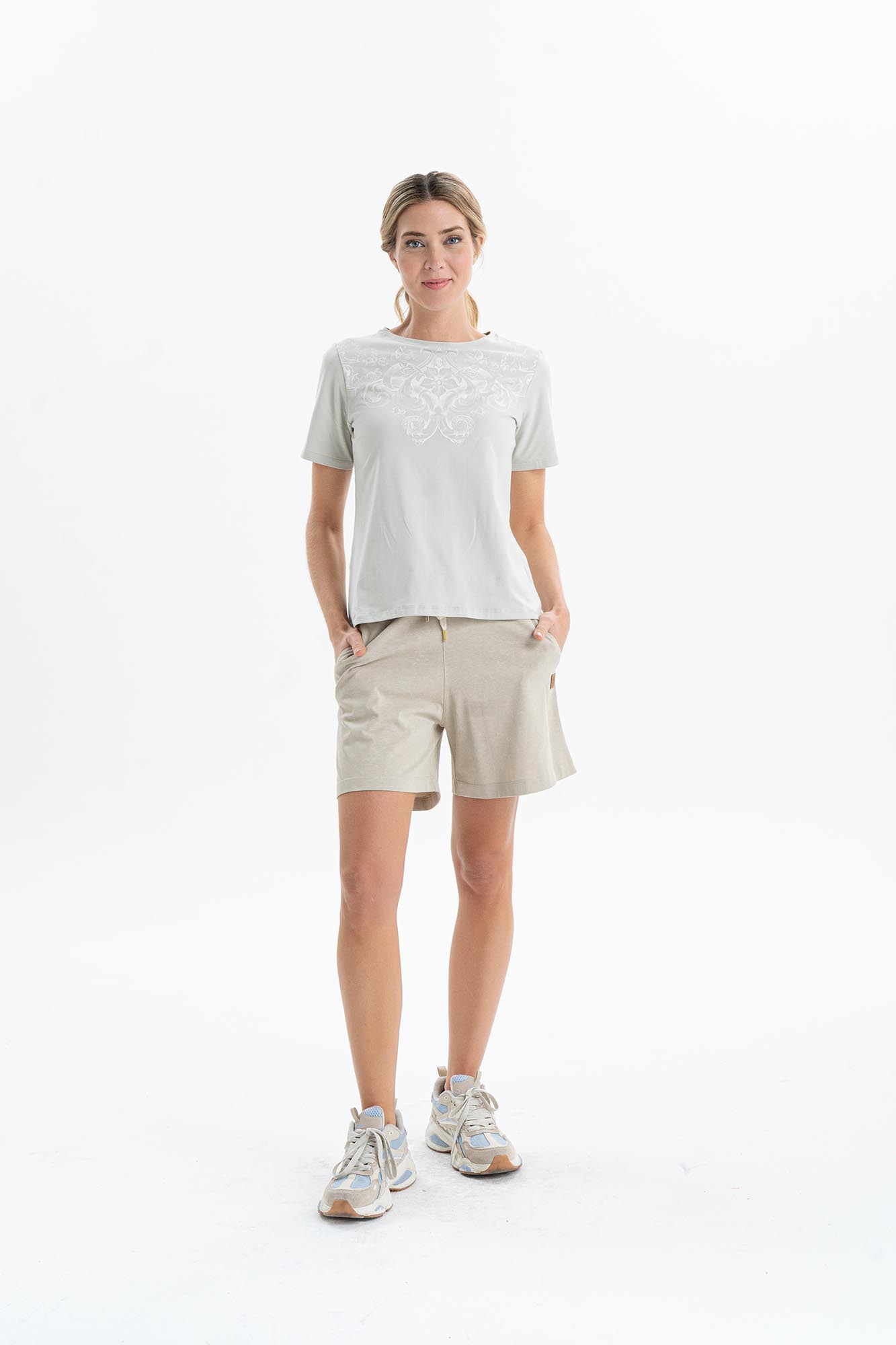 REMERA MATILDA