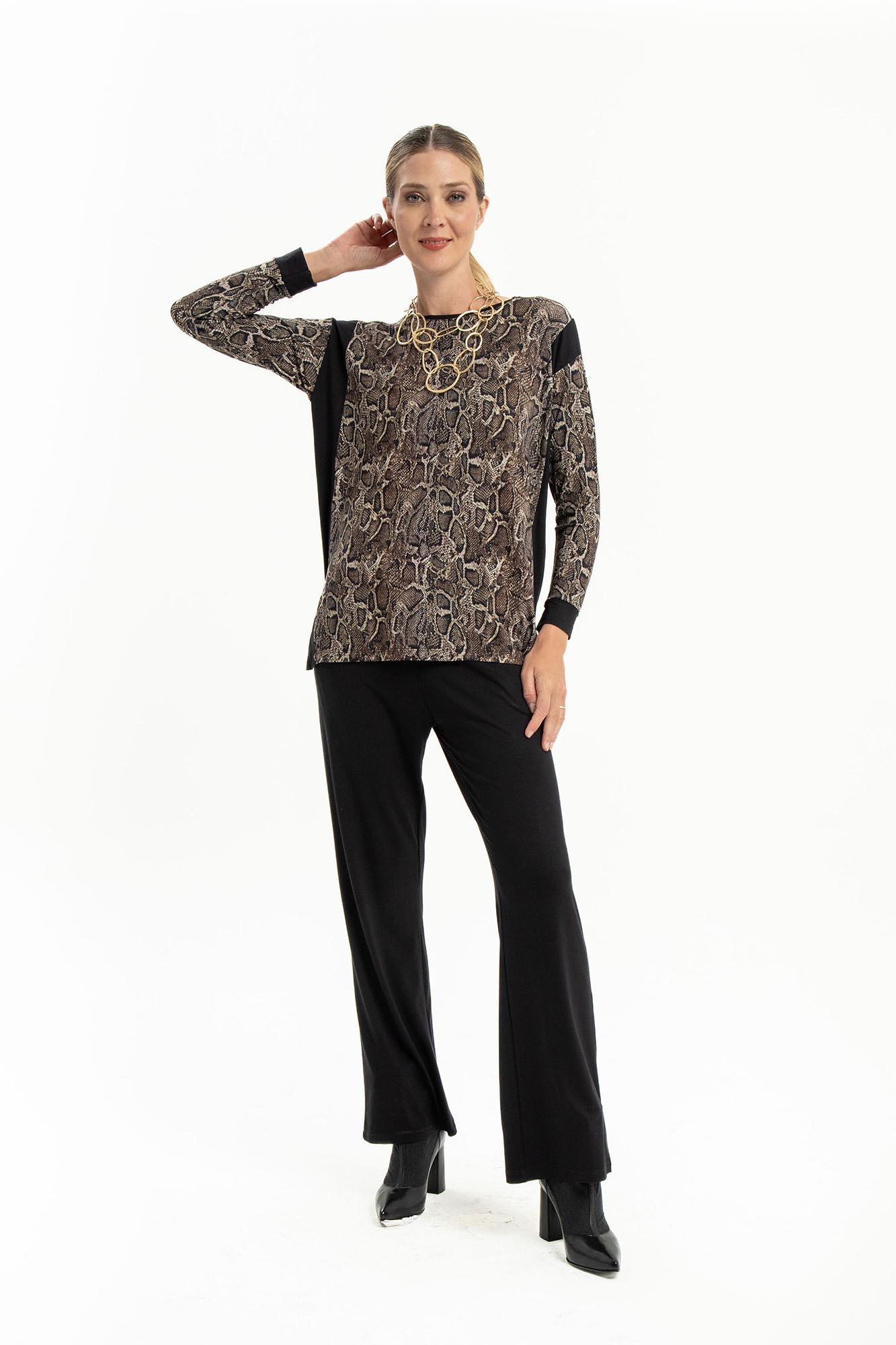 REMERA CLAUDIA REPTIL